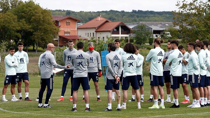 Telediario 1 - La sub-21 busca ante Lituania su salto de calidad