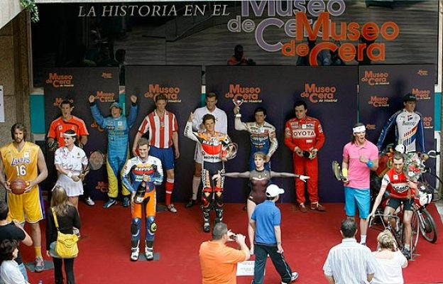  - Los deportistas de cera con Madrid