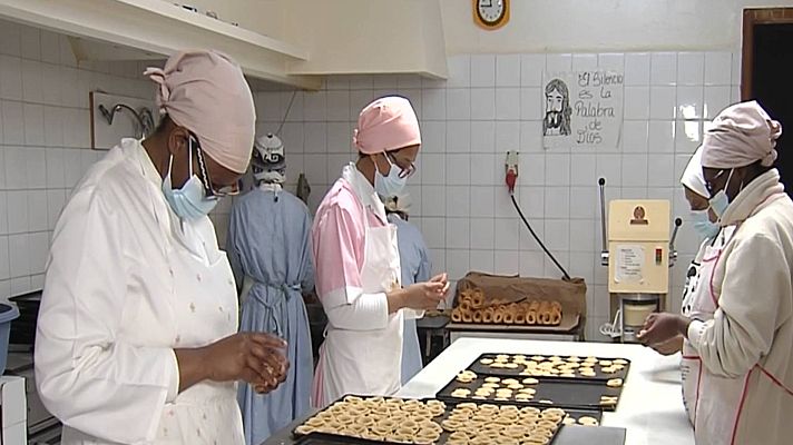 Telediario 1 - Un convento se adapta a las nuevas tarifas eléctricas