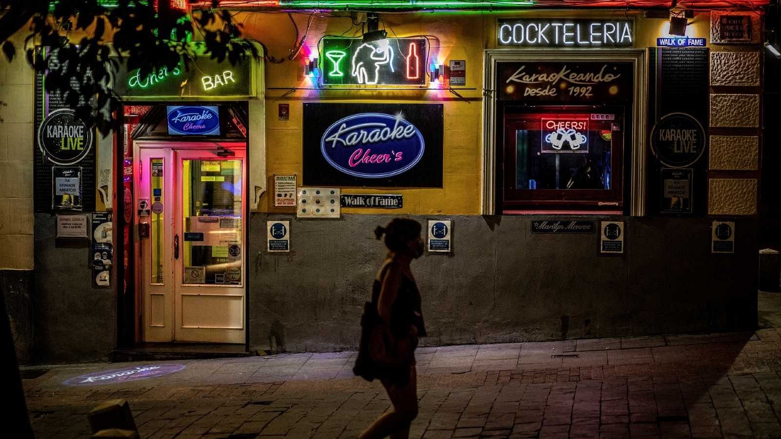 Las comunidades ya pueden dejar abrir a las discotecas sin restricciones - Telediario 1 | Ver