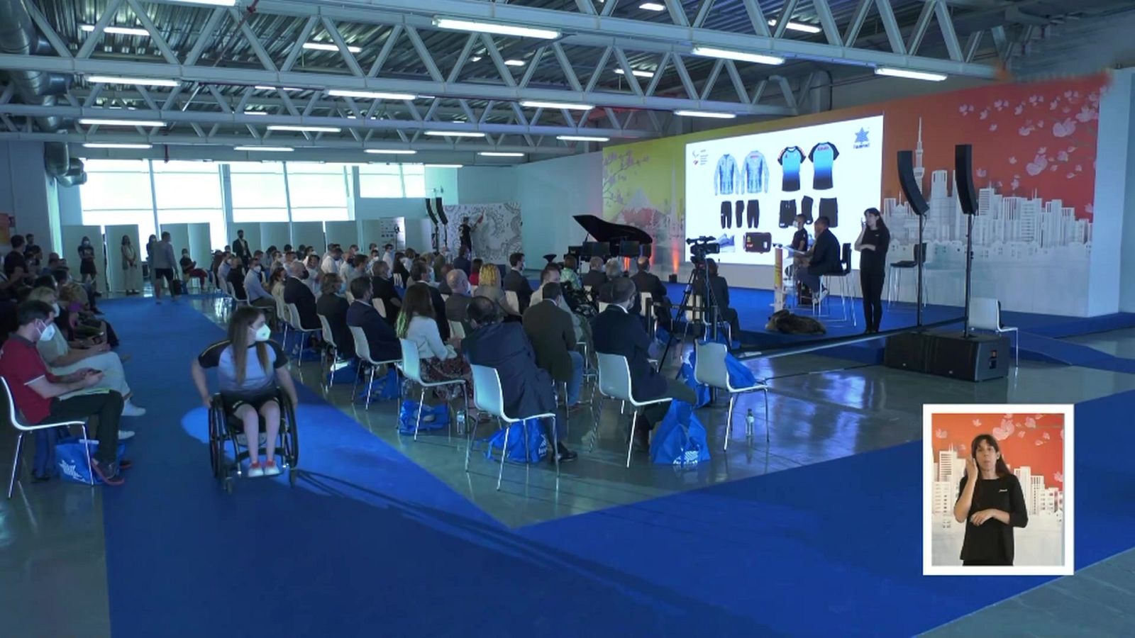 Presentación de la equipación oficial de España para los Juegos Olímpicos de Tokio - ver ahora