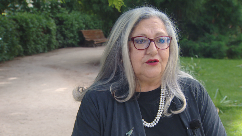 El edadismo es generalizado, pero... ¿los hombres maduran y las mujeres envejecen?