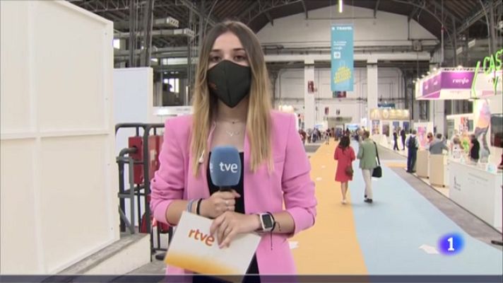 L'Informatiu - El B-Travel obre al públic amb una tercera part d'expositors que abans de la pandèmia