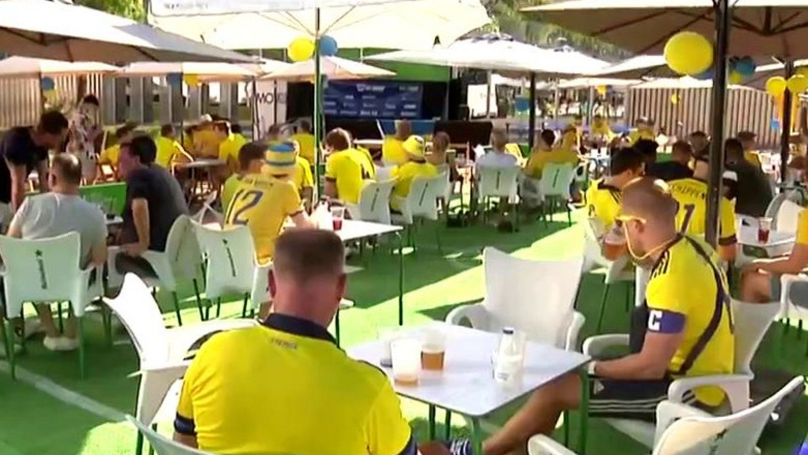 La afición sueca desembarca en Sevilla