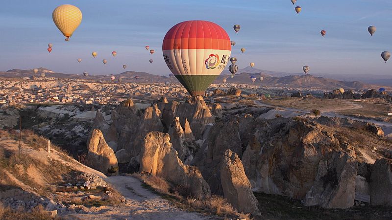 Españoles en el mundo - Capadocia y Pamukkale