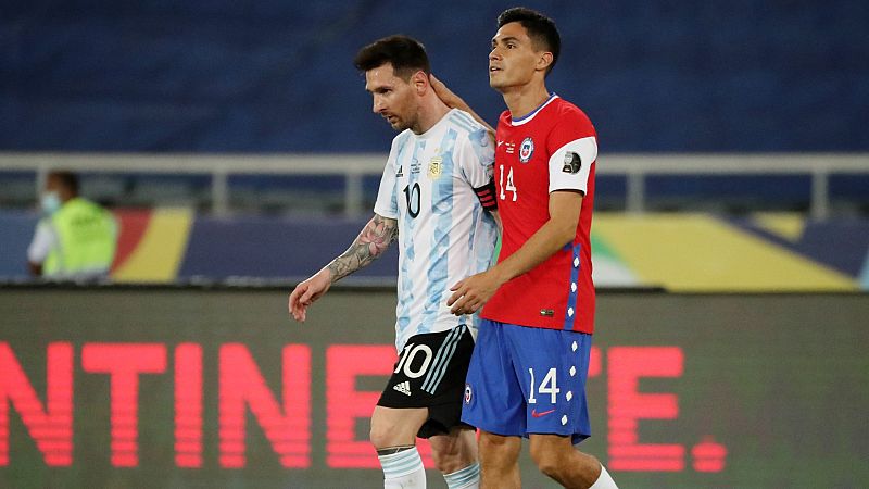 Argentina y Chile empatan en su debut en la Copa América | Ver