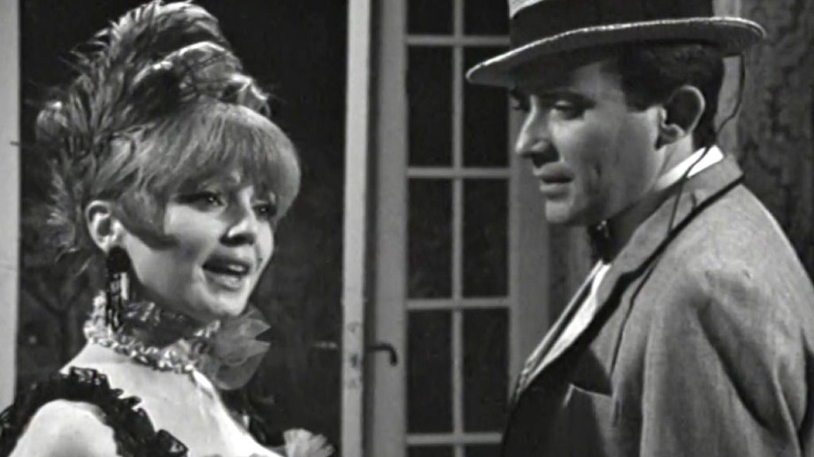 Estudio 1 - El baúl de los disfraces - Estudio 1 | Ver