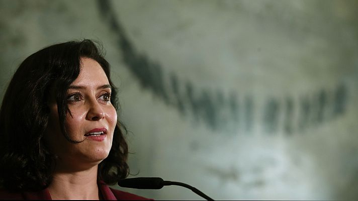 Telediario 1 - Ayuso niega haber rectificado e insiste en la "humillación" que sería para el rey firmar los indultos mientras sigue la polémica