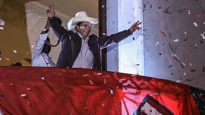 La tarde en 24h - Castillo se impone por la mínima en las presidenciales de Perú con todas las actas contabilizadas