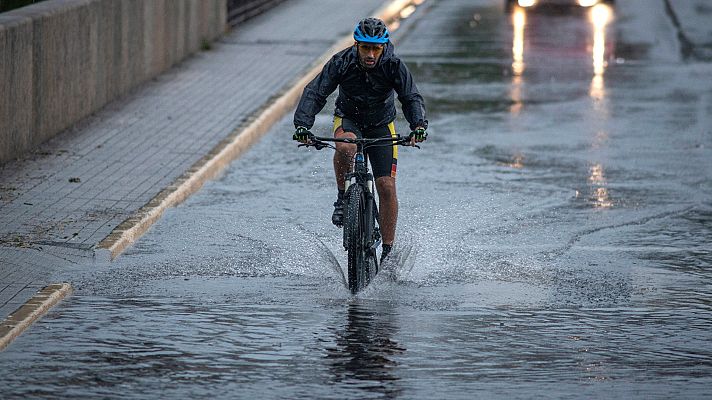 Telediario 2 - Las tormentas y el granizo marcan el final de la primavera en España