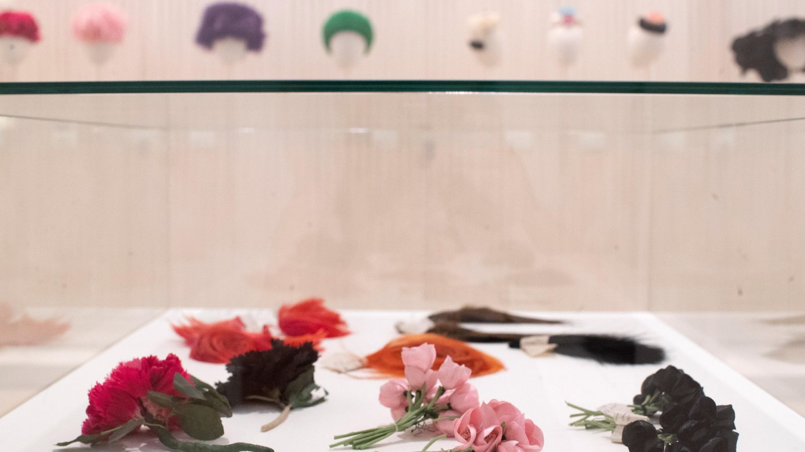 El Museo del diseño de Barcelona acoge una exposición de Balenciaga