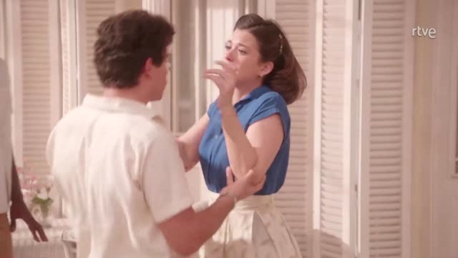 Dos Vidas: Kiros defiende a Carmen ante Víctor borracho - Dos vidas | Ver