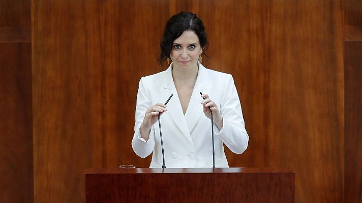 Telediario 1 - Ayuso propone ayudas a las madres jóvenes y "la mayor bajada de impuestos de la historia"