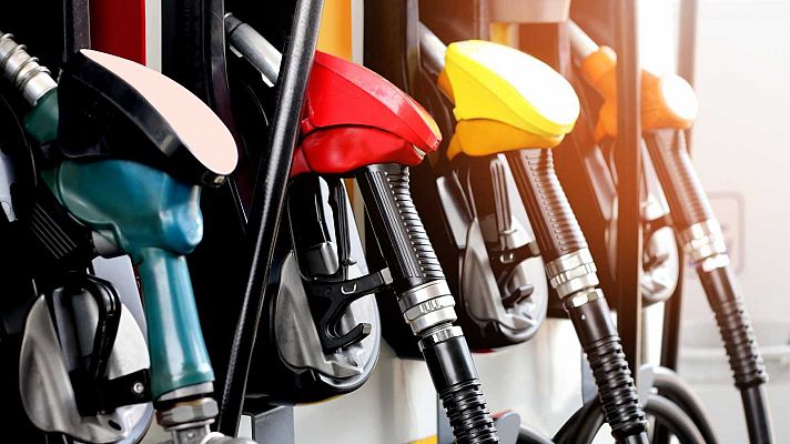 Telediario 2 - El precio de la gasolina se dispara a máximos de 2014