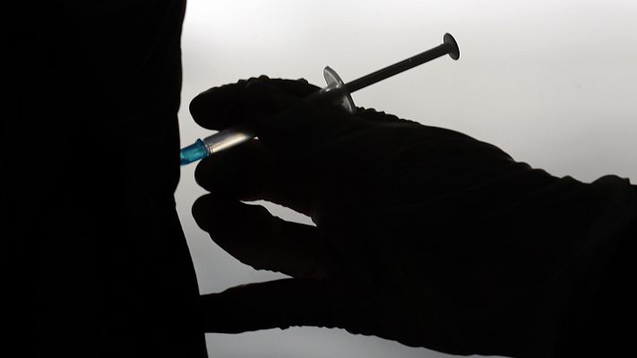 Telediario 1 - Apenas un 28% de los que tienen entre 60 y 69 años ha recibido las dos dosis de la vacuna