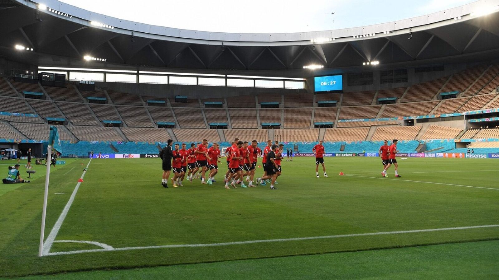 El césped de La Cartuja, a examen en la Eurocopa | Ver