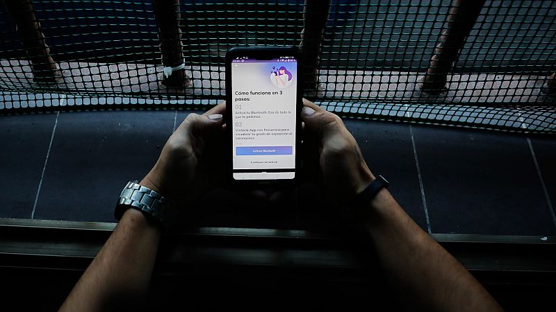 Los rastreadores se enfrentan a menos casos de contagios pero más contactos | Ver