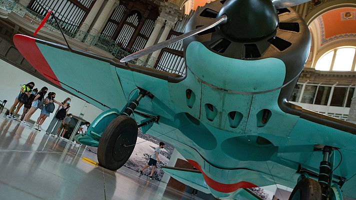 Telediario 1 - Dos aviones soviéticos nos invitan a reflexionar sobre la guerra en el Museo Nacional de Arte de Cataluña