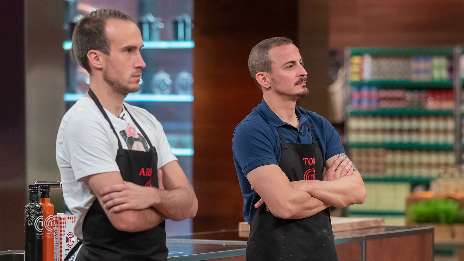 Toni cuelga el delantal tras enfrentarse a Arnau