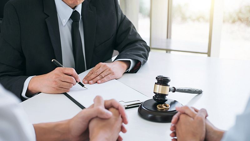 Se cumplen 40 años de la ley del Divorcio - La hora de La 1 | Ver