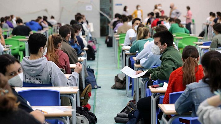 Telediario 1 - La herramienta que pone en contacto a universitarios y estudiantes para ayudar a elegir carrera