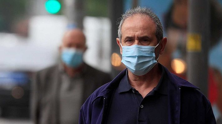 Especiales informativos - Las mascarillas dejarán de ser obligatorias en el exterior si hay al menos 1,5 metros de distancia