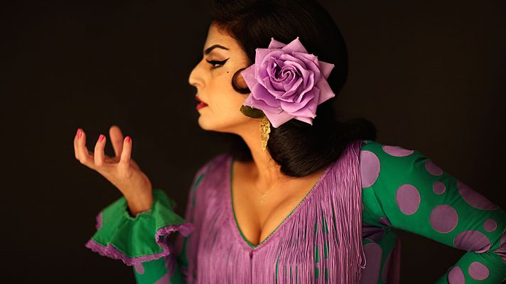 Atención obras - Leilah Broukhim