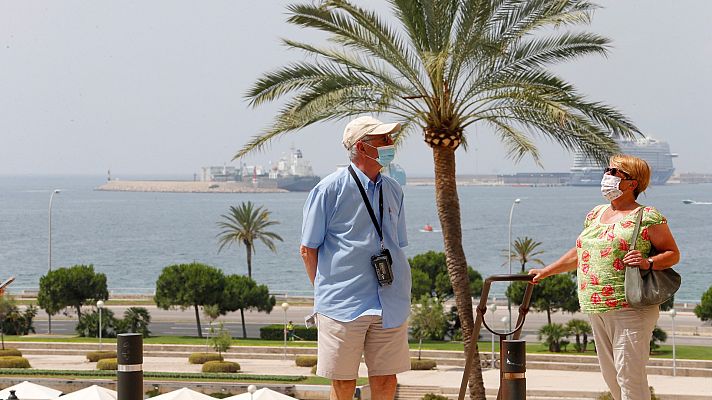 Telediario 1 - El Reino Unido incluye a Baleares en su 'lista verde' de destinos turísticos seguros