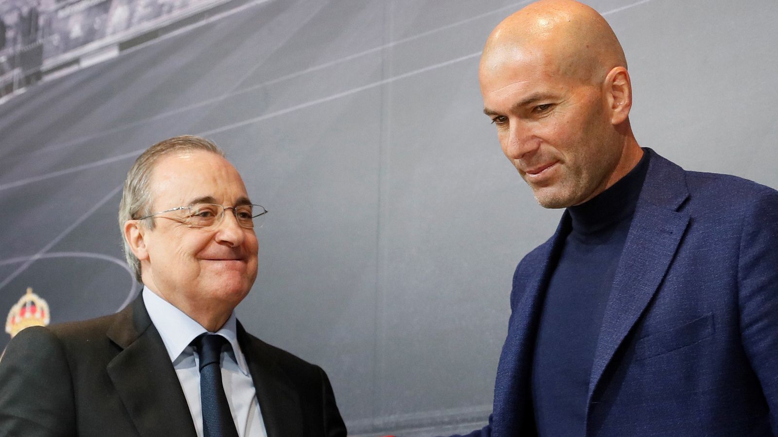 Florentino: "Luché para que Zidane siguiera"