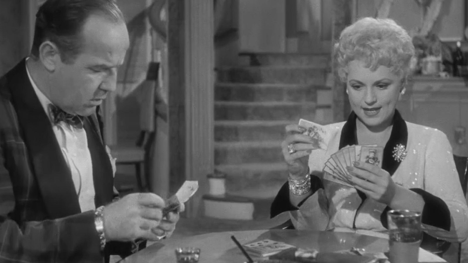 Días de cine - Momentos: 'Nacida ayer' | Ver