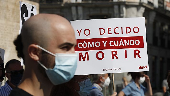 Telediario 1 - La eutanasia ya se puede solicitar en España, pero no todas las comunidades están listas para garantizar el derecho