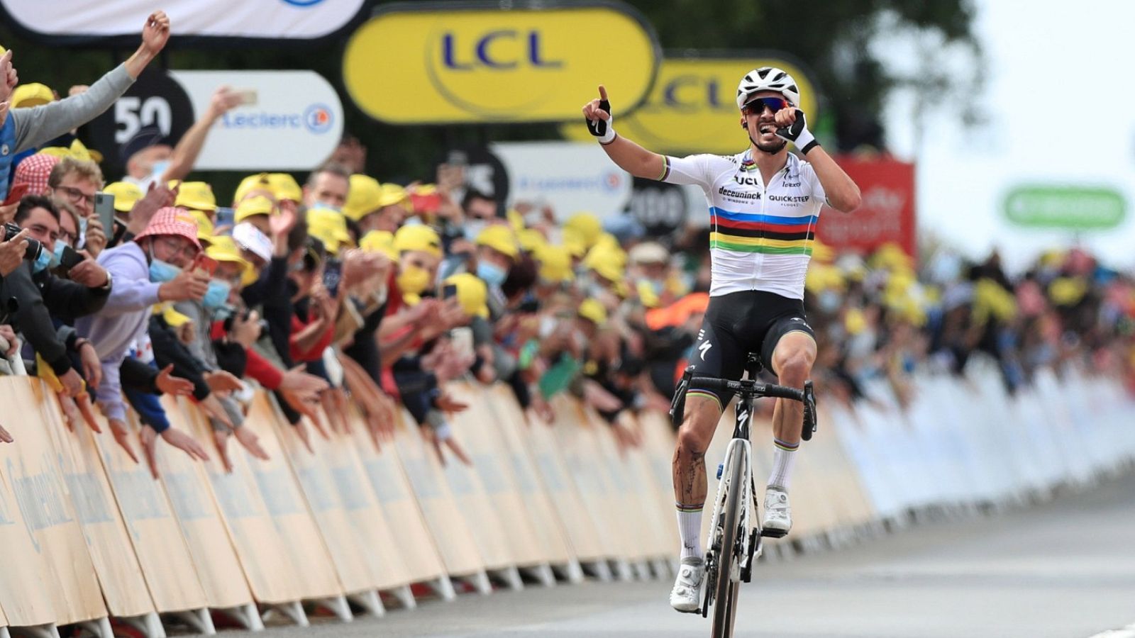Tour de Francia 2021 | Alaphilippe gana en Landerneu y se viste de amarillo