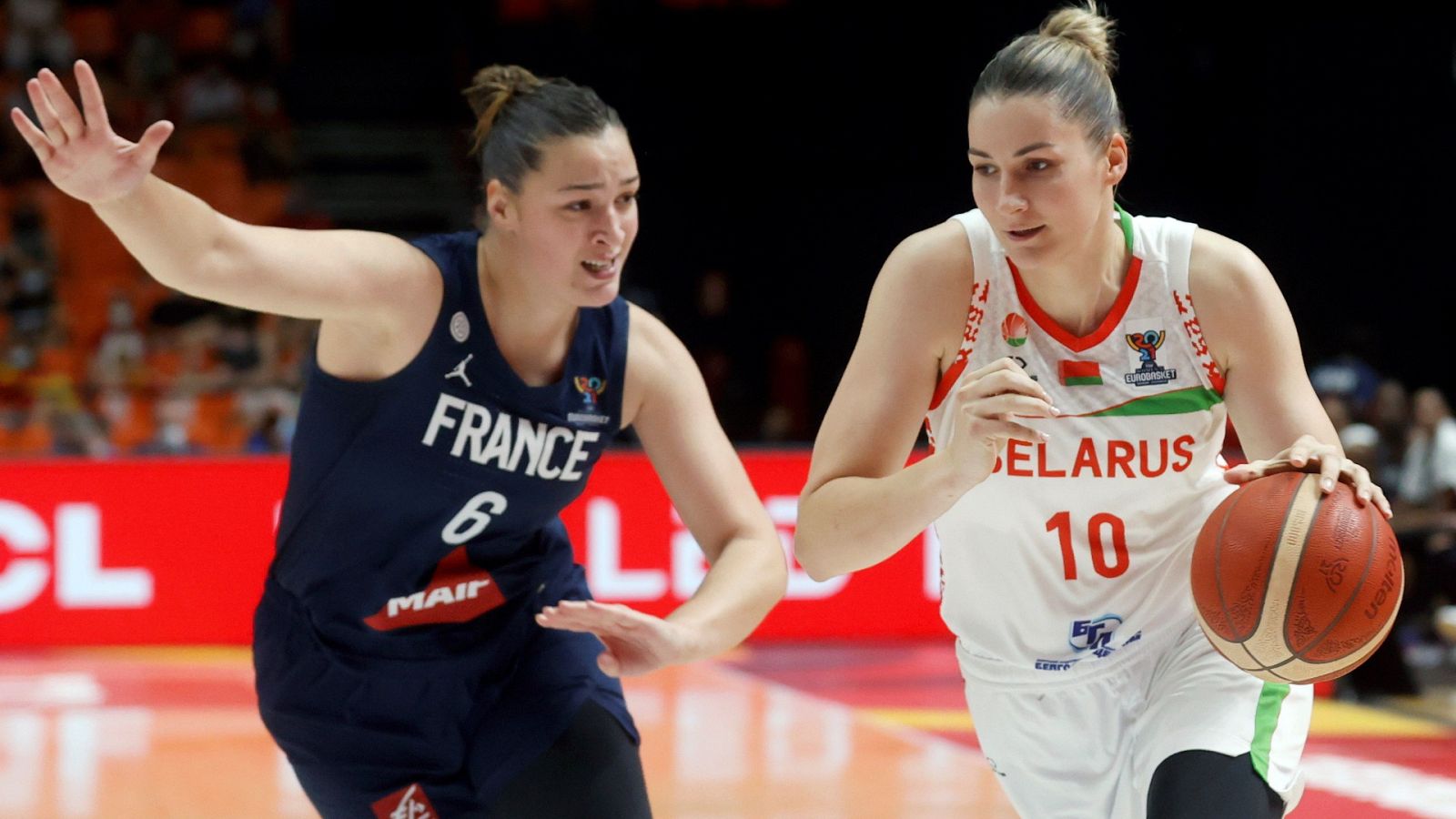 Baloncesto - Campeonato de Europa femenino. 1ª Semifinal: Bielorrusia - Francia - ver ahora