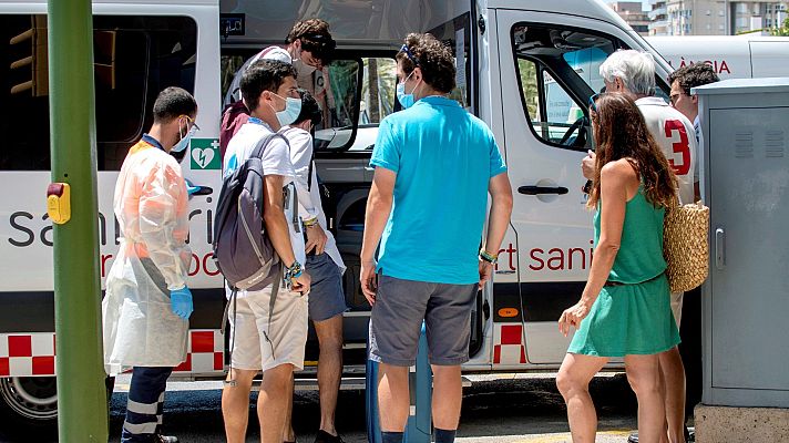 La tarde en 24h - Simón advierte que el 'macrobrote' de Mallorca deja ya más de 1.100 casos: "No son datos exagerados pero tienen un peso"