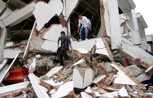  - Alerta de tsunami en Japón