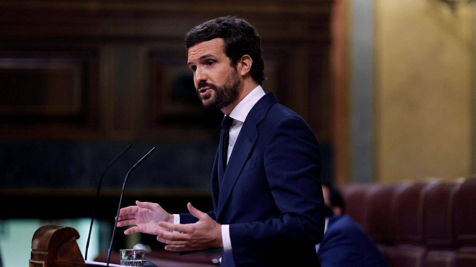 Casado, a Sánchez: "De su mano el golpismo ha dejado de ser un delito para convertirse en un buen negocio"