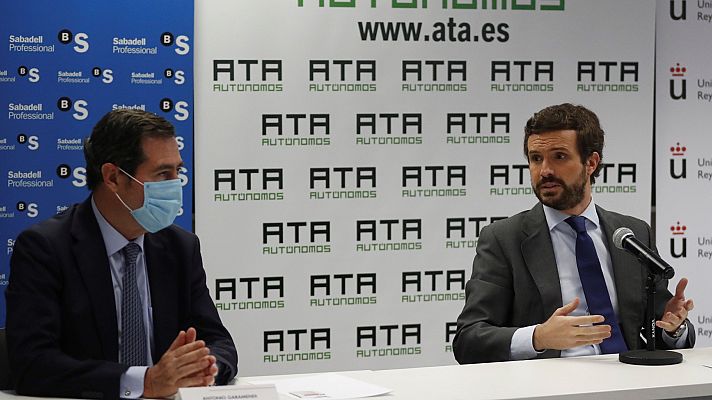 Telediario 1 - Casado critica el pacto de las pensiones ante Garamendi: "El Gobierno va a arruinar a nuestros hijos"