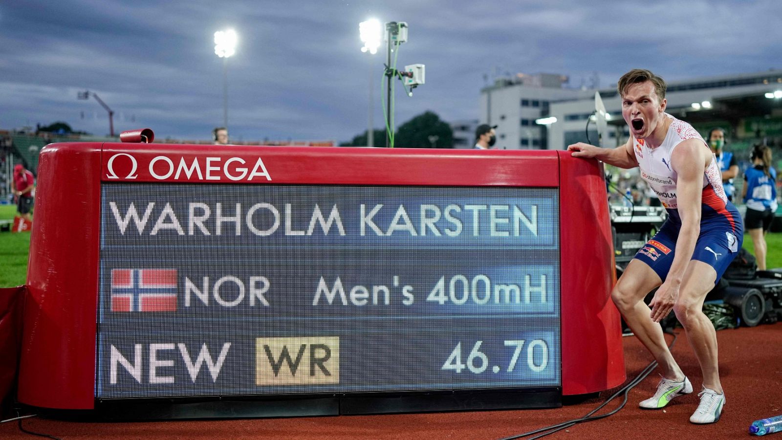 Karsten Warholm bate el récord del mundo de 400 vallas | Ver