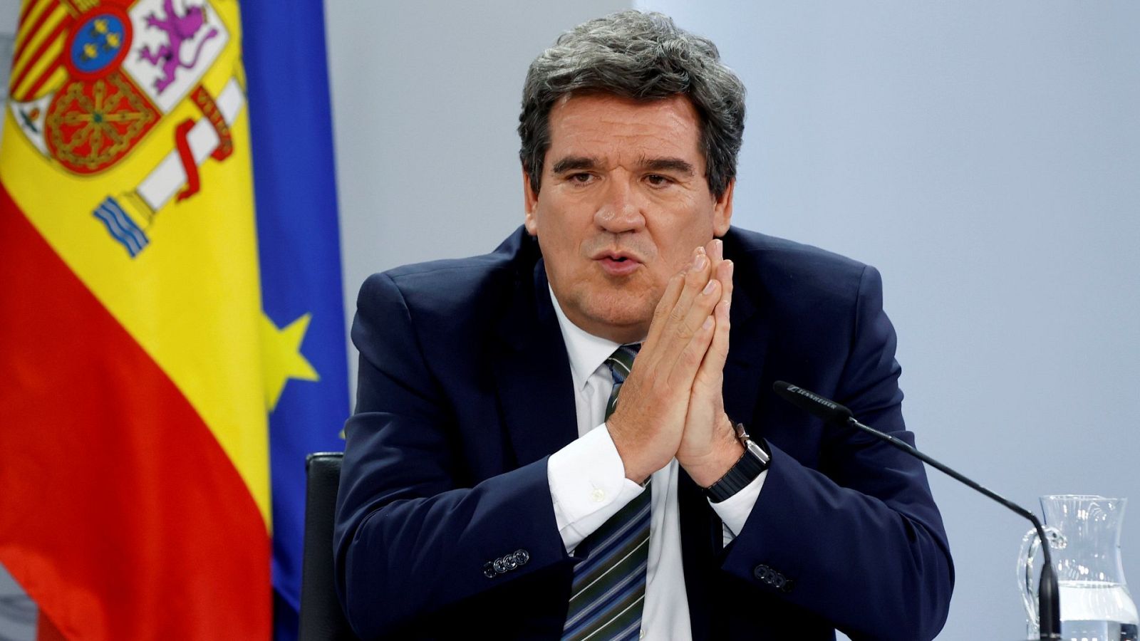 Escrivá rectifica sus palabras sobre los "ajustes" en las pensiones: "Se me entendió mal"