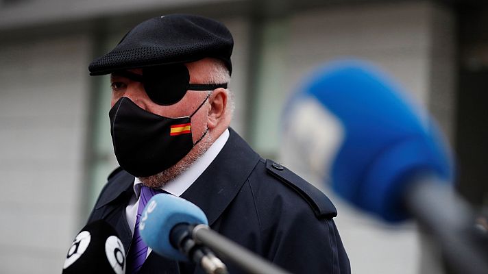 Informativo 24h - Villarejo asegura que mantenía informado a Rajoy sobre el caso 'Kitchen' a través de mensajes