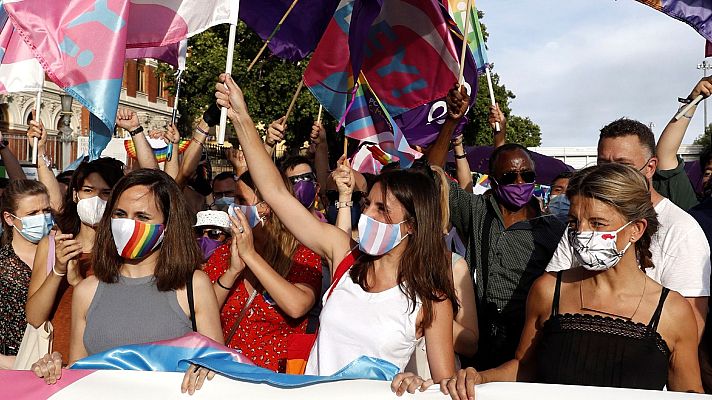 Telediario Fin de Semana - Varios partidos respaldan la marcha del Orgullo LGTBI