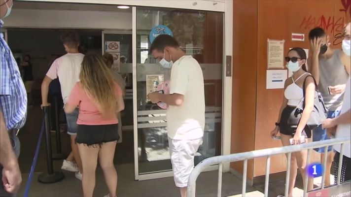 L'Informatiu - L'explosió de casos comença a notar-se als hospitals