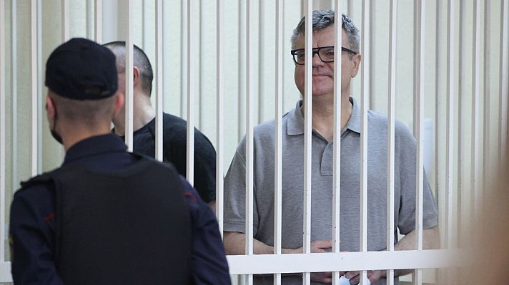 Telediario 2 - Bielorrusia condena a 14 años de prisión a uno de los principales opositores de Lukashenko en un juicio farsa, según EE.UU.