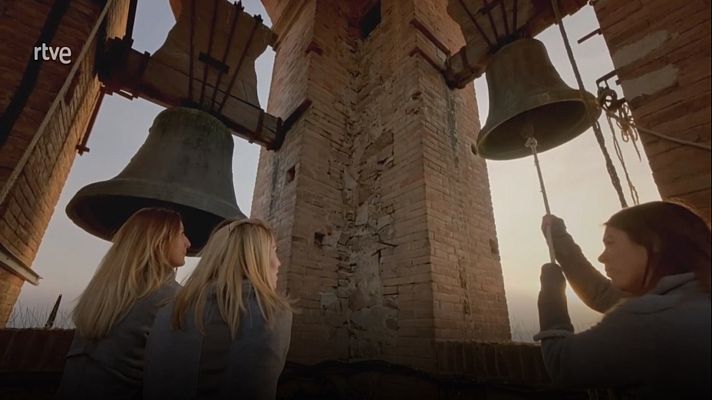 Comando Actualidad - El toque de campanas, un oficio en peligro de extinción