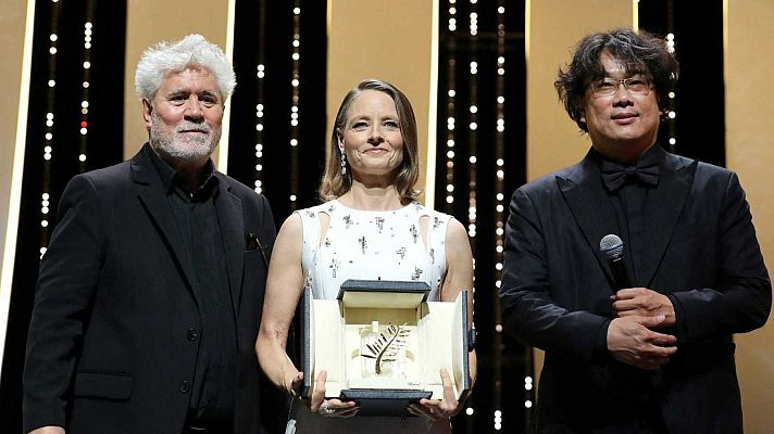 Telediario 1 - Jodie Foster recibe la Palma de Oro del Festival de Cannes