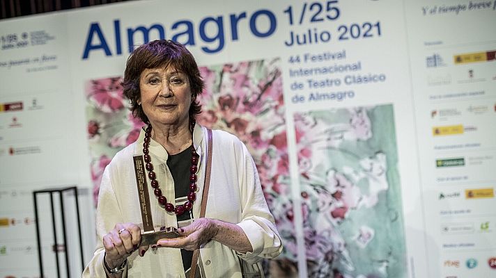 Atención obras - Julieta Serrano, XXI Premio Corral de Comedias