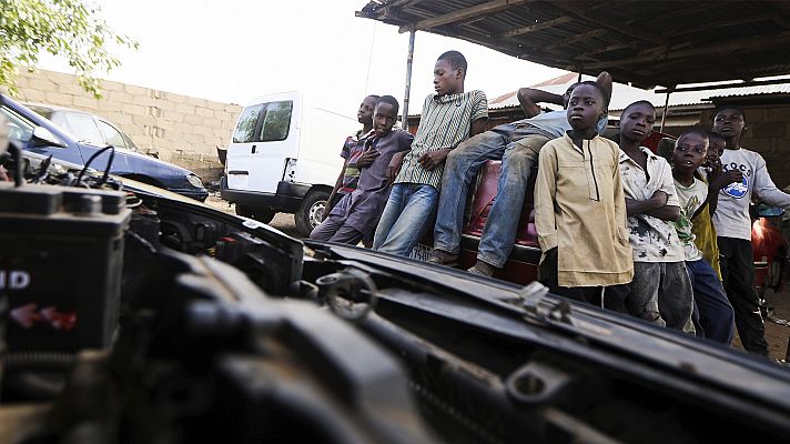 Telediario 2 - Se multiplican los secuestros de estudiantes en Nigeria