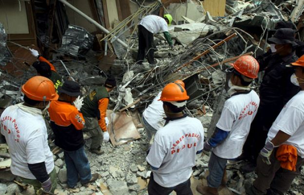  - Españoles desaparecidos en Sumatra