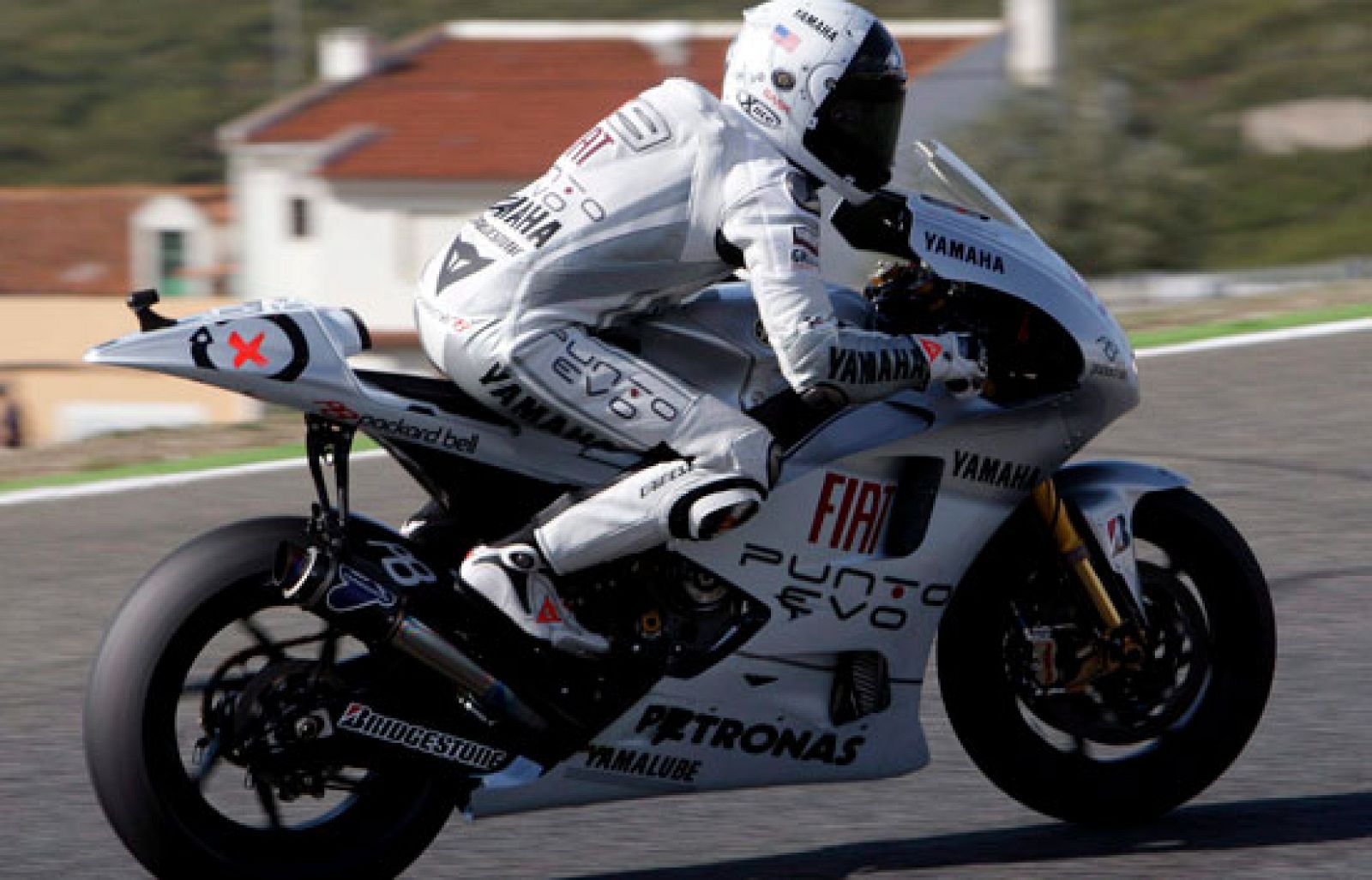 Lorenzo domina en Estoril | Ver