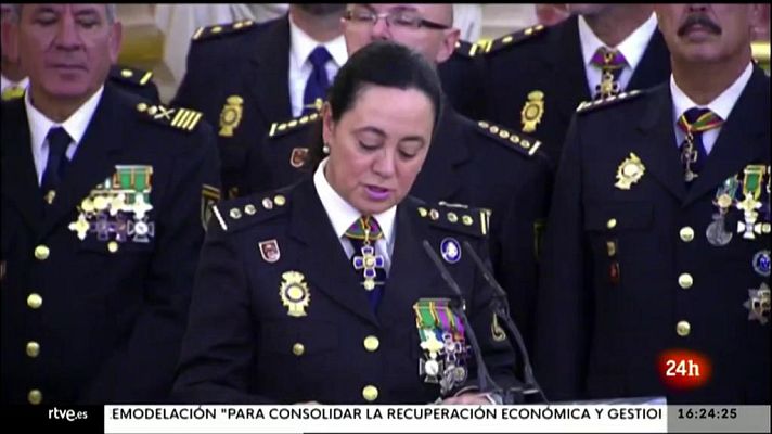 Parlamento - Concha Ramos, comisaria del Congreso